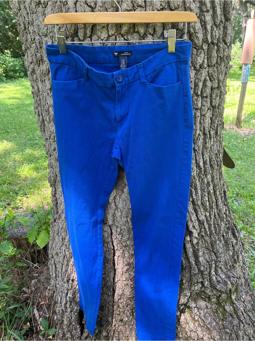 ⭐️GAP Slim City Pant in size 2 - Picture 3 of 4